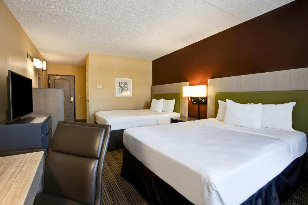 Comfort Inn & Suites St Paul Northeast Vadnais Heights Ruang foto