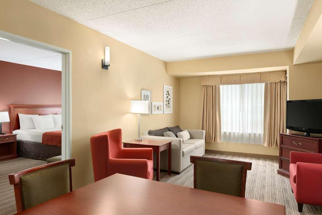 Comfort Inn & Suites St Paul Northeast Vadnais Heights Bagian luar foto