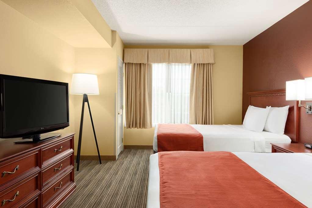 Comfort Inn & Suites St Paul Northeast Vadnais Heights Bagian luar foto