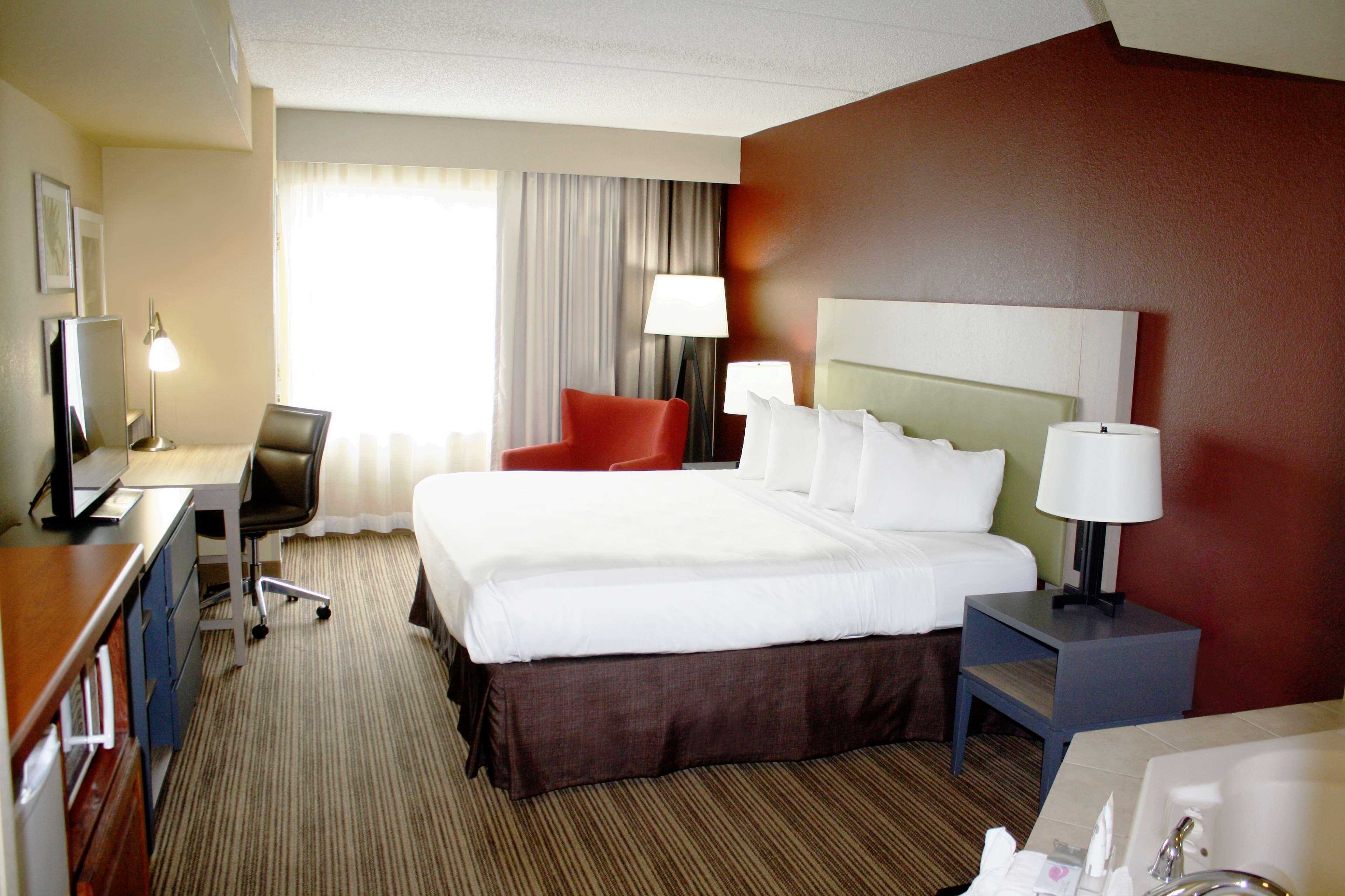 Comfort Inn & Suites St Paul Northeast Vadnais Heights Bagian luar foto