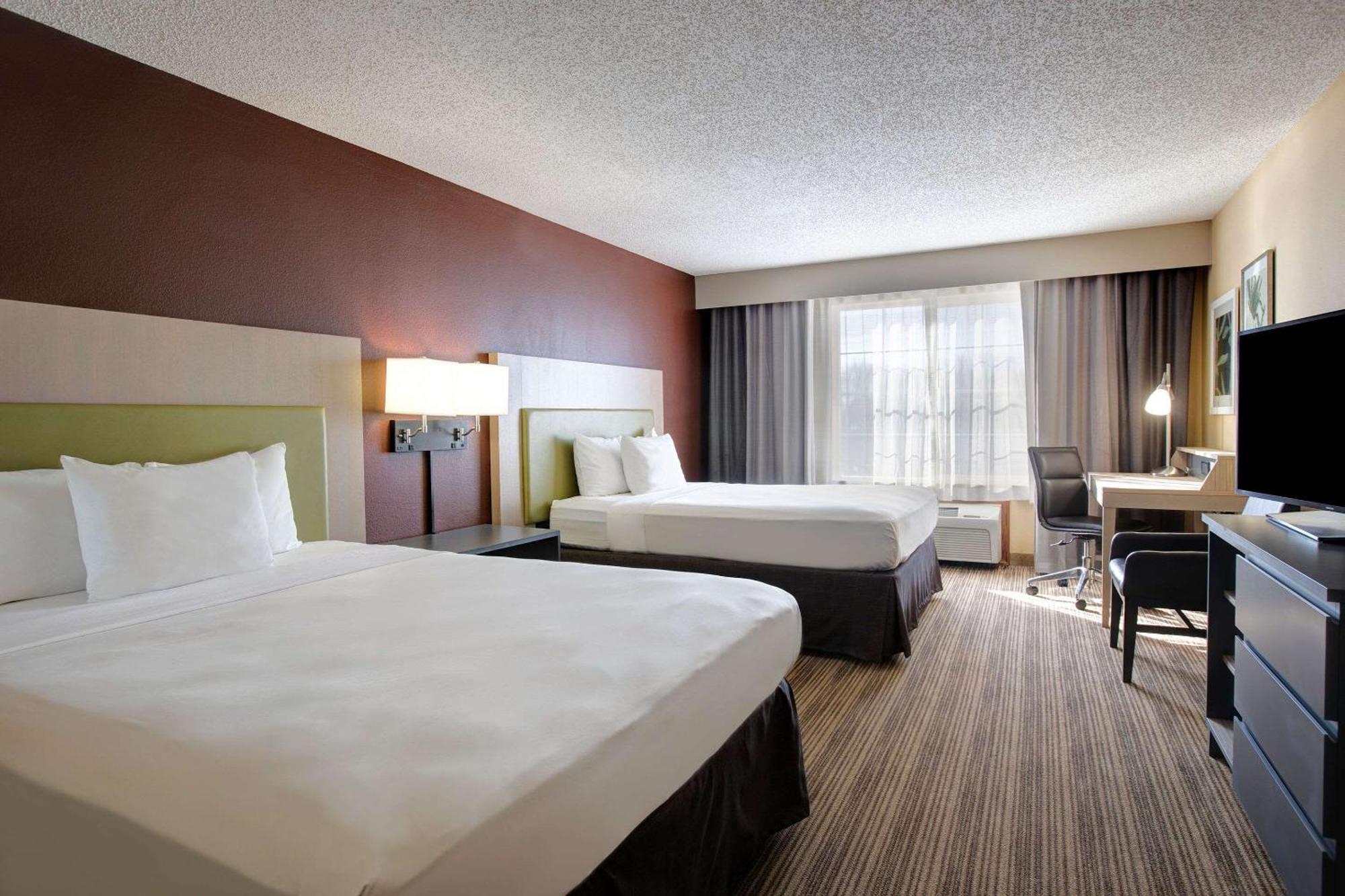 Comfort Inn & Suites St Paul Northeast Vadnais Heights Bagian luar foto