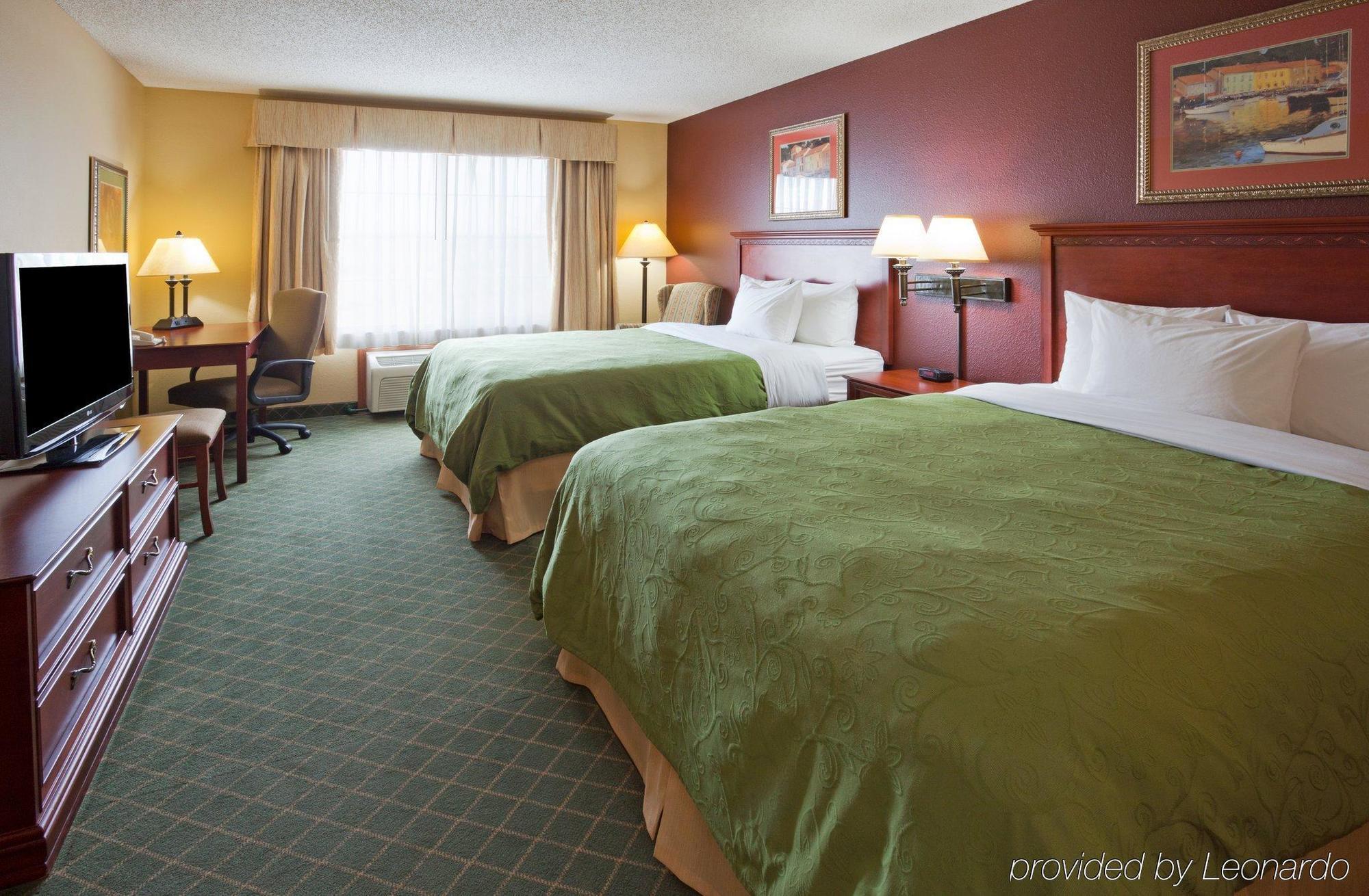 Comfort Inn & Suites St Paul Northeast Vadnais Heights Bagian luar foto
